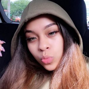 Meet your Posher, Sierra